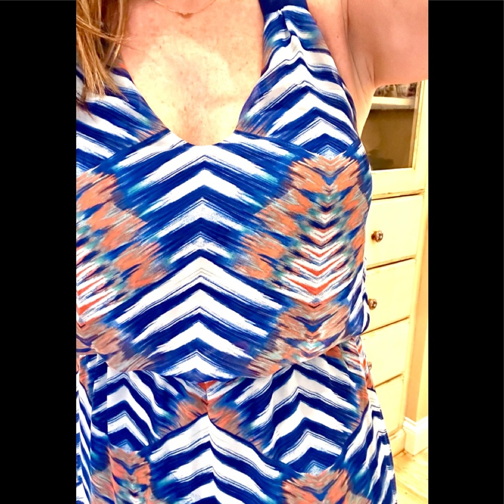 Like new! Beautiful Aztec print dress w/tank style racerback straps, flowy skirt